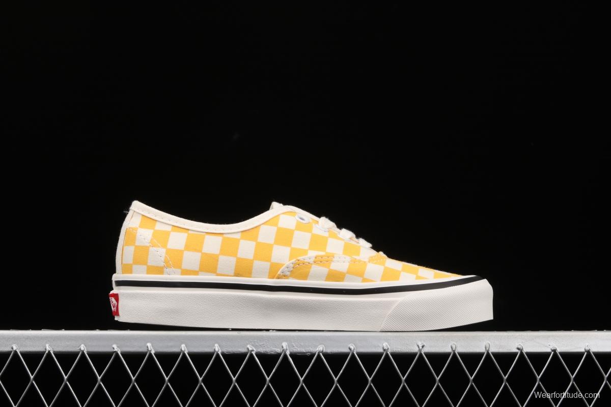 Vans Authentic classic Anna Heim orange checkerboard 4-hole low-edge high-end vulcanized skateboard shoes VN0A54F241P